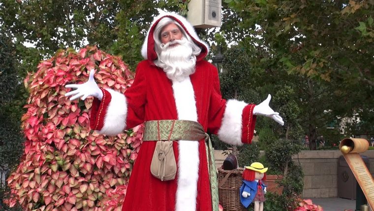 Père Noël France Storyteller At Epcot Holidays Around The avec Pêre Noel