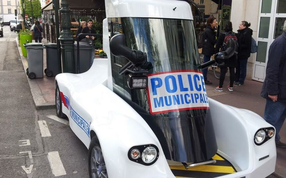 Puteaux Teste Une Drôle De Voiture De Police - Le Parisien encequiconcerne Jeux De Voiture De Policier 
