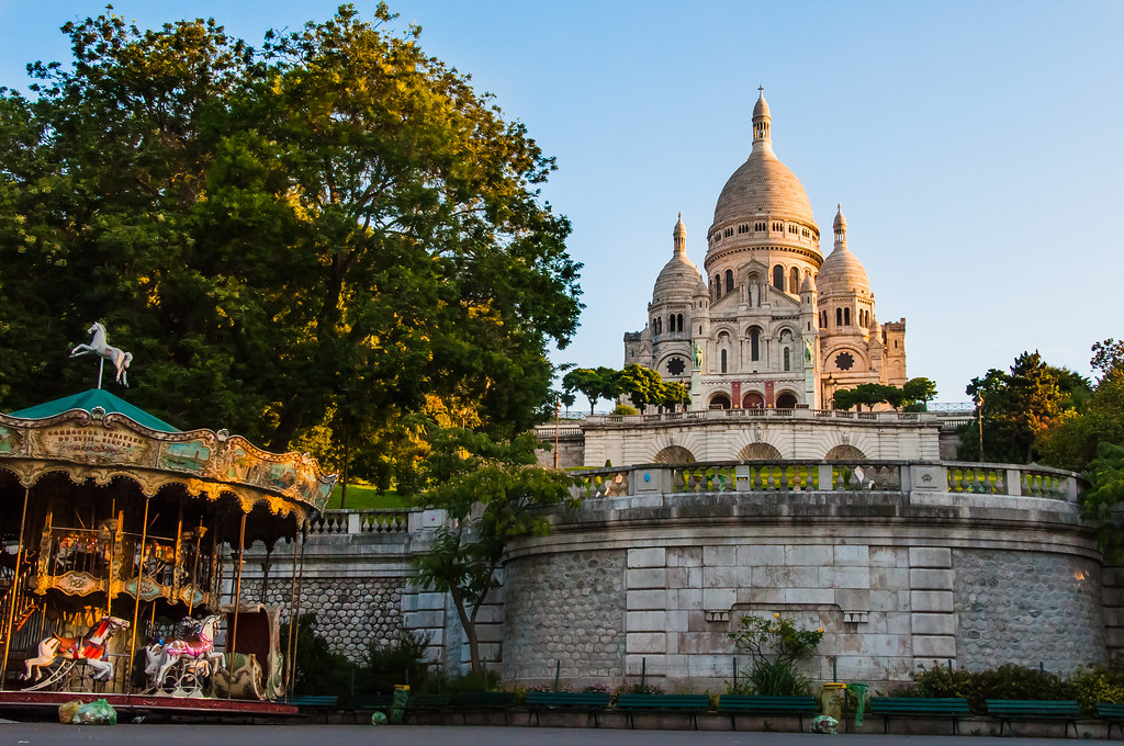 Sacre Coeur From Below  The View Of The Sacre Coeur dedans Coeur Coeur Coeur 