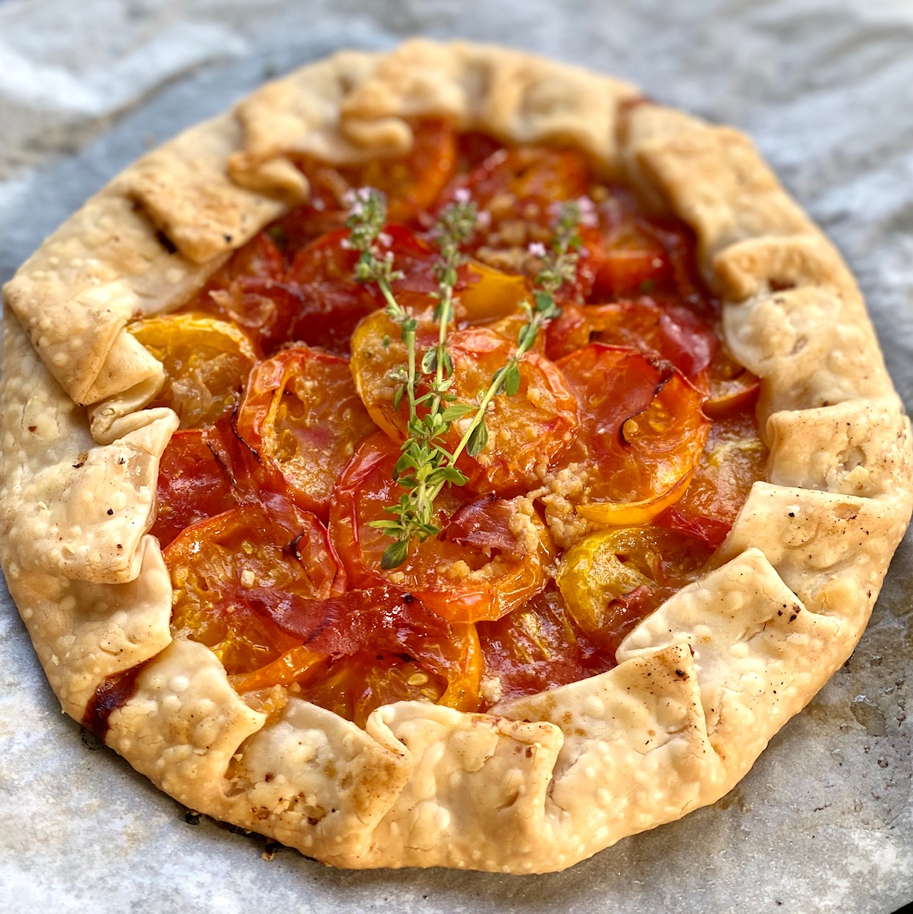 Tomato Galette Recipe - The Art Of Food And Wine tout Image Galette 