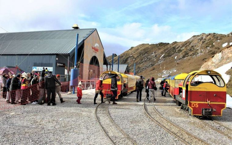 Vallée D'Ossau : Le Petit Train D'Artouste Reprend Du serapportantà Toma Le Petit Train