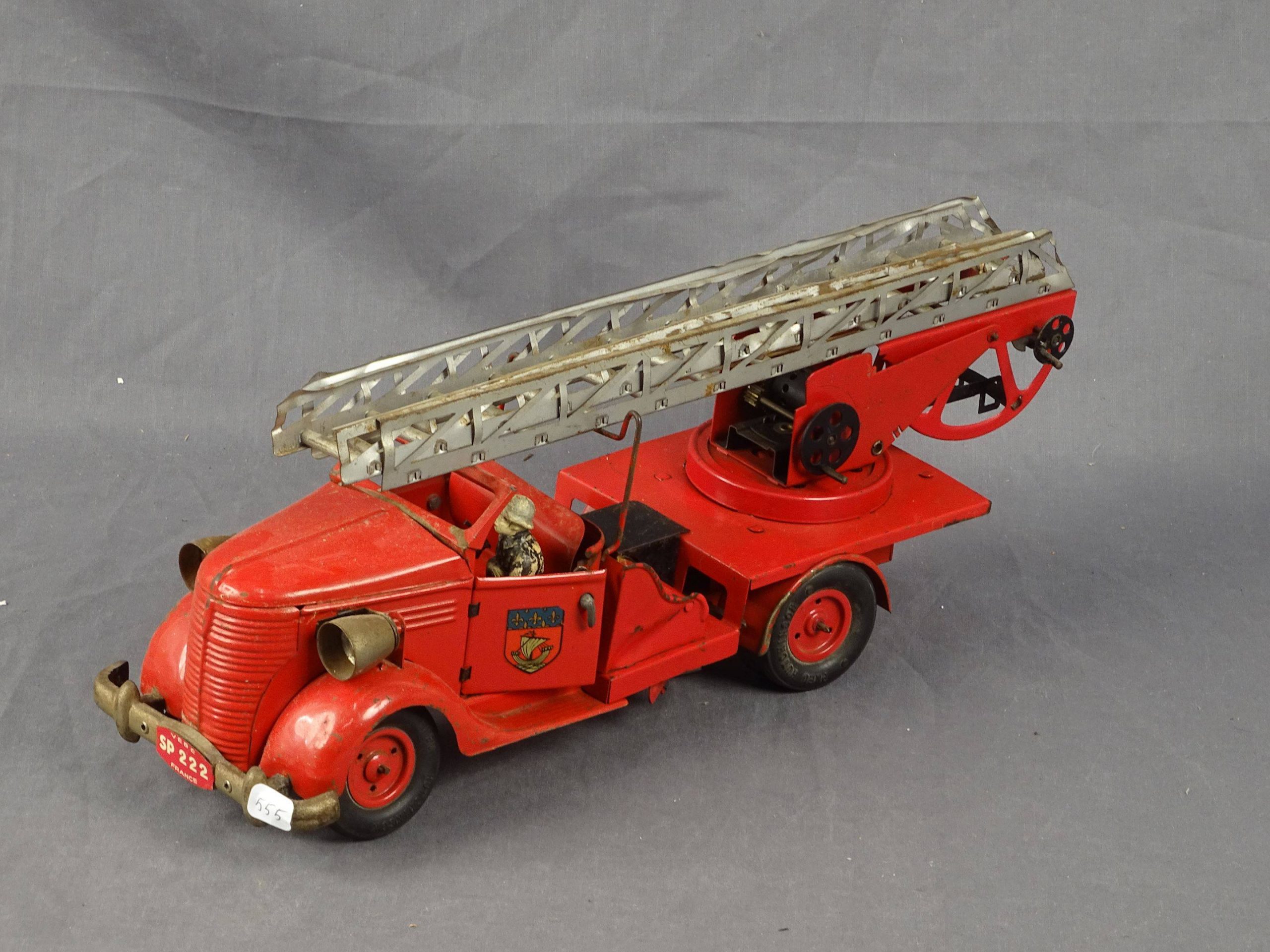 Vebe - Camion De Pompier Avec Un Personnage, État D&amp;#039;Usage dedans Un Camion De Pompier 