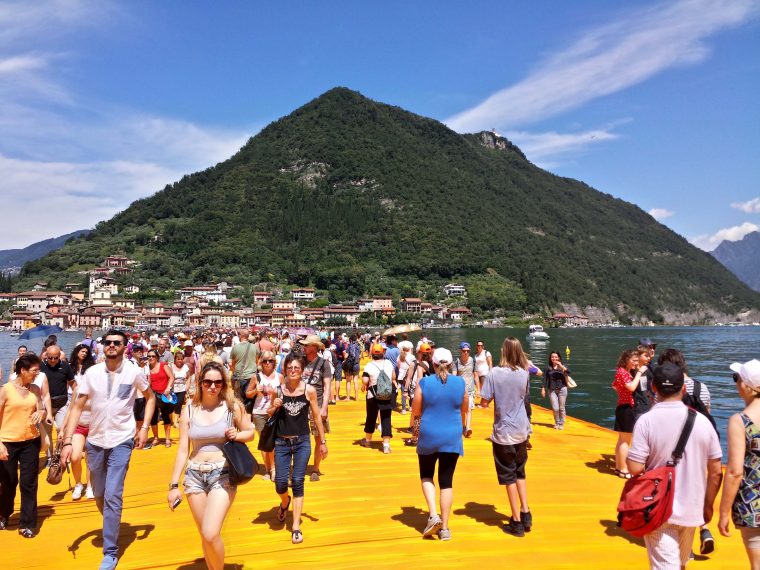 christo lago iseo