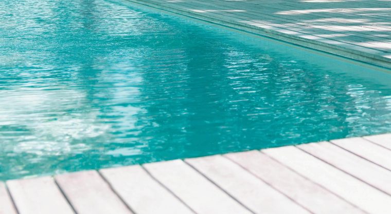 eau de piscine trouble