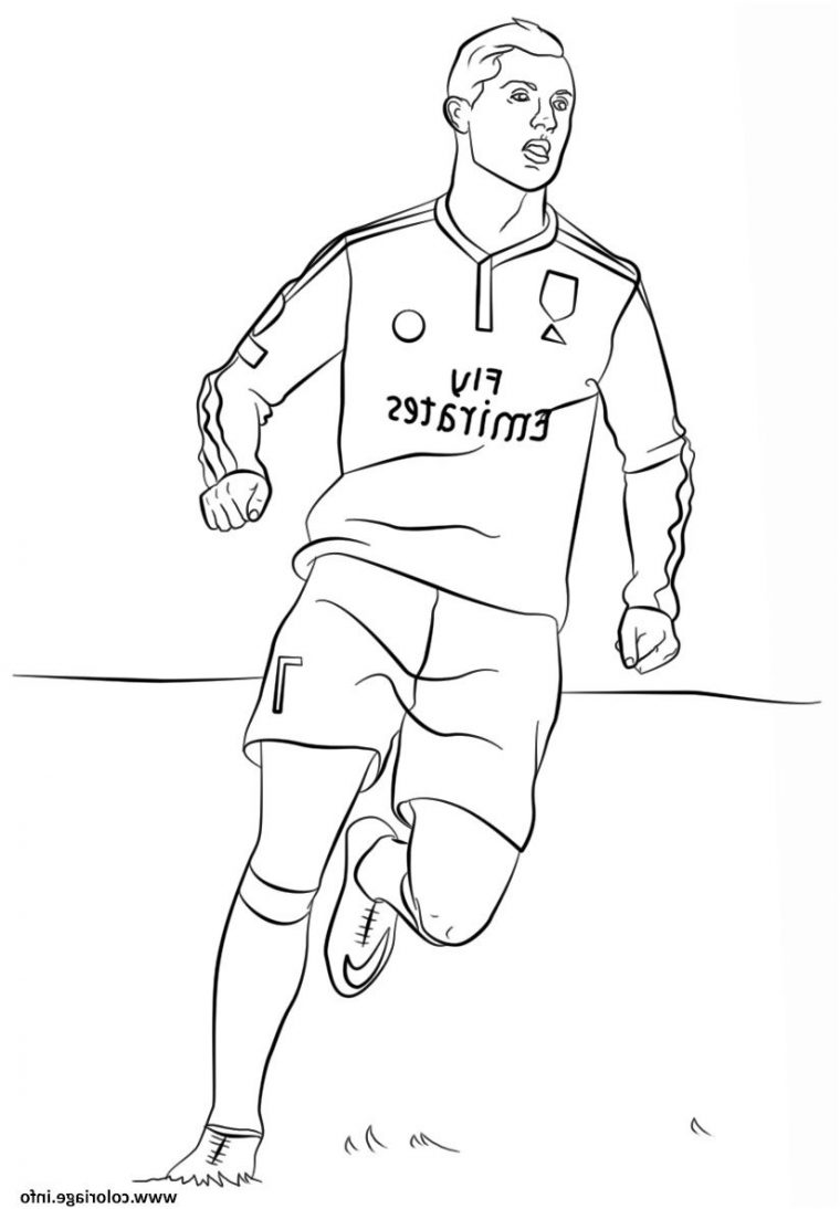 8 Qualifié Coloriage Ronaldo Image  Coloriage Foot, Coloriage tout Coloriage De Joueur De Foot