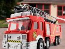 Camion De Pompier Avec Lumières Sons Et Fonction De Pulvérisation D'Eau tout Tout Les Camions De Pompiers