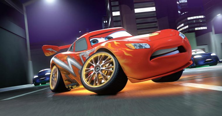 Cars 3 : La Première Bande Annonce Nous En Dit Plus Sur Flash Mcqueen à Flash Mcqueen Course