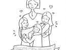 Coloriage Bonne Fete Maman De 3 Filles - Occuper Les Enfants serapportantà Bonne Fete Maman Dessin