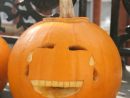 Comment Décorer Une Citrouille À Halloween - Cabane À Idées avec Decoupe Citrouille Halloween
