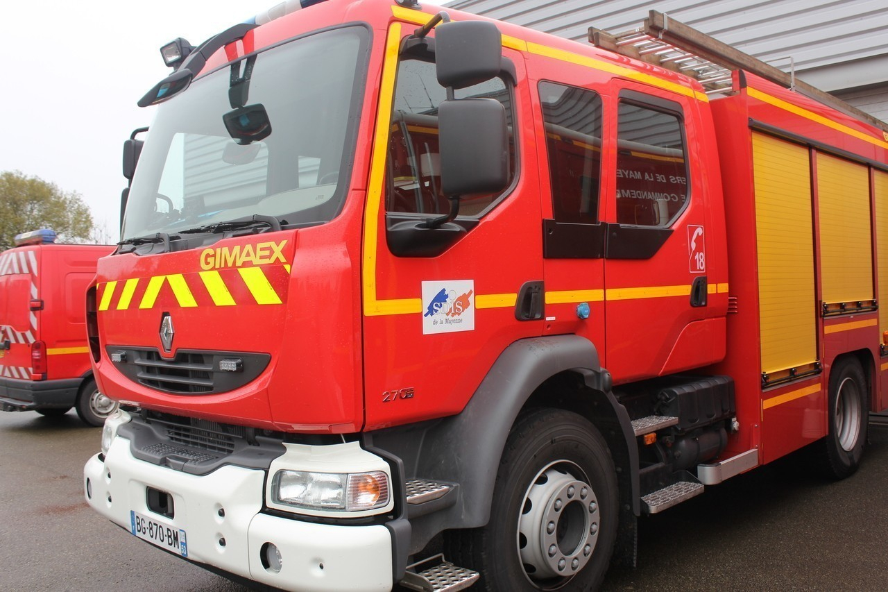 En Mayenne : Les Pompiers Sauvent Le Bras D&amp;#039;Un Jeune Boucher, Happé Par tout Photos De Camion De Pompier 
