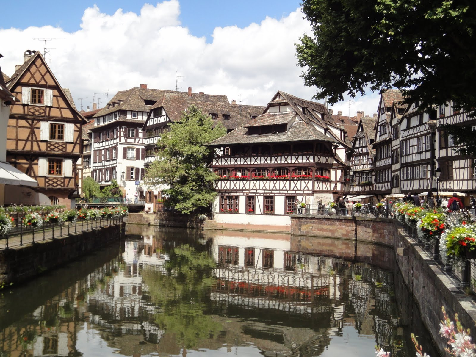 La Petite France - Nicolas79 - Voyages &amp;amp; Découvertes destiné Le Petit Ours Strasbourg 