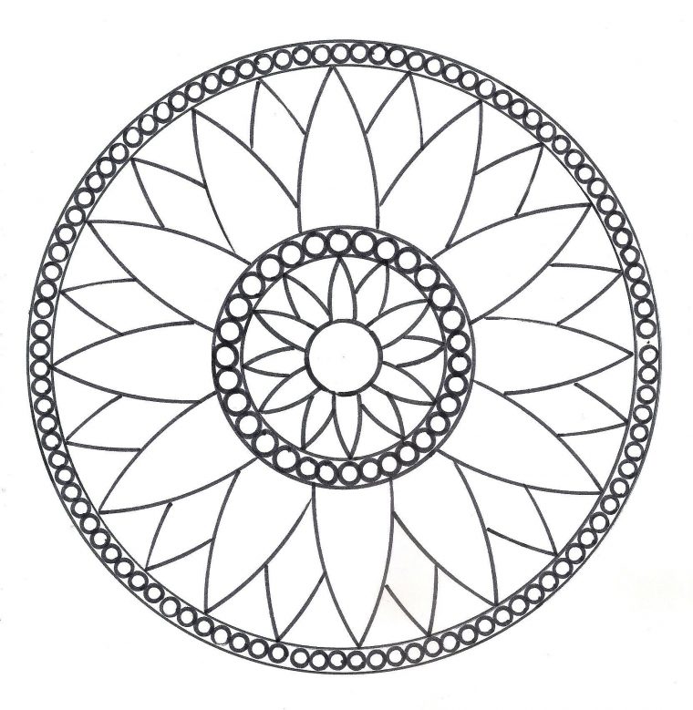 Mandalas – Rosace Modèle N°1 encequiconcerne Mandala Facile À Imprimer