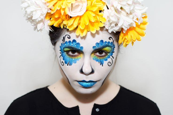 Maquillage Facepainting Tête De Mort Skull Mexicaine Fleurs Frida Kahlo dedans Image Tete De Mort Pour Fille 