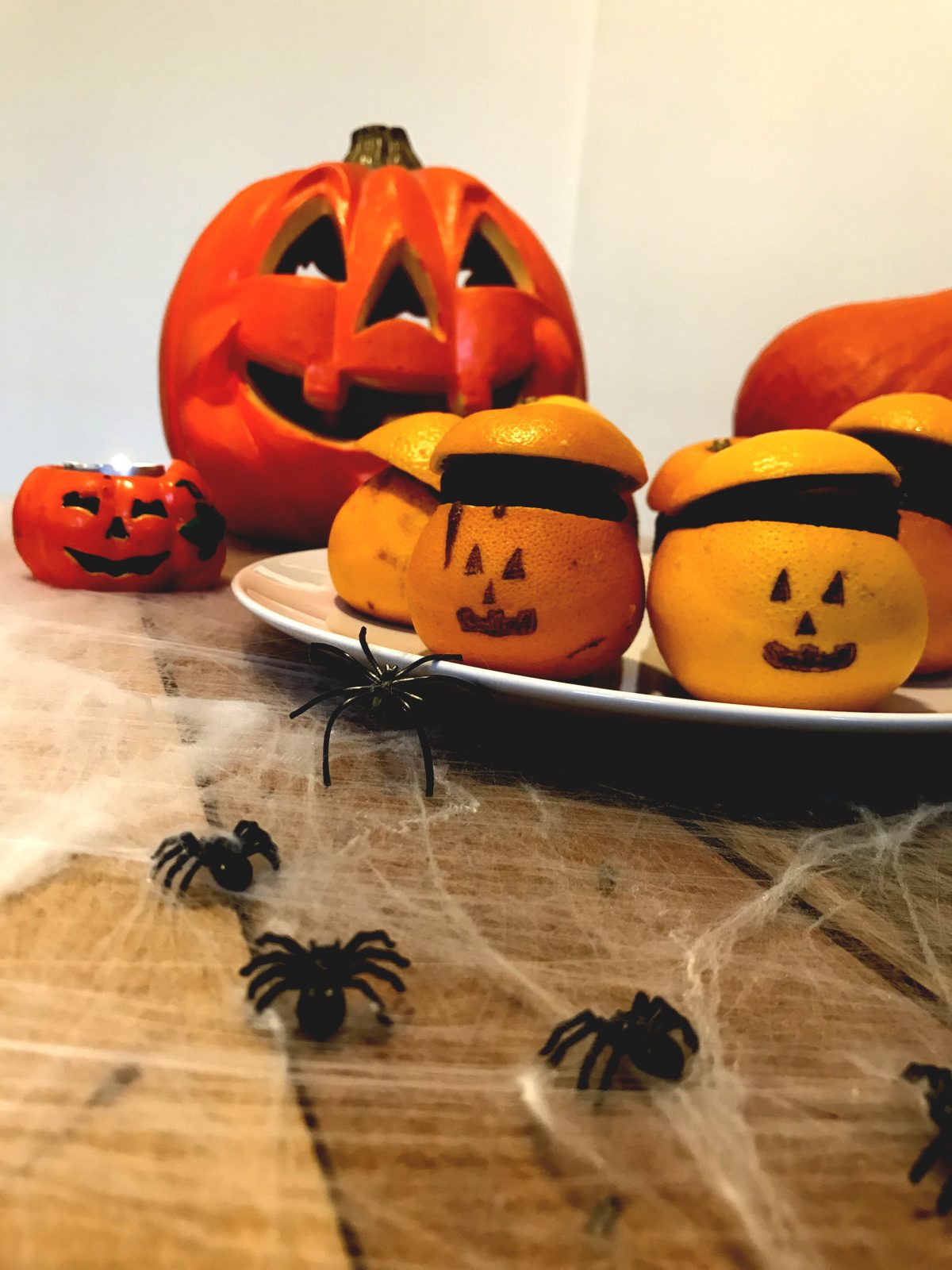 Petites Citrouilles D'Halloween  Gateau Chocolat, Sculptures De pour Model Citrouille D Halloween