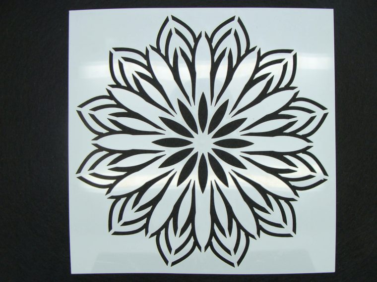 Pochoir 15X15Cm Motif Grande Fleur Simple Rosace Carreau De Ciment encequiconcerne Pochoir Fleur Gratuit A Imprimer