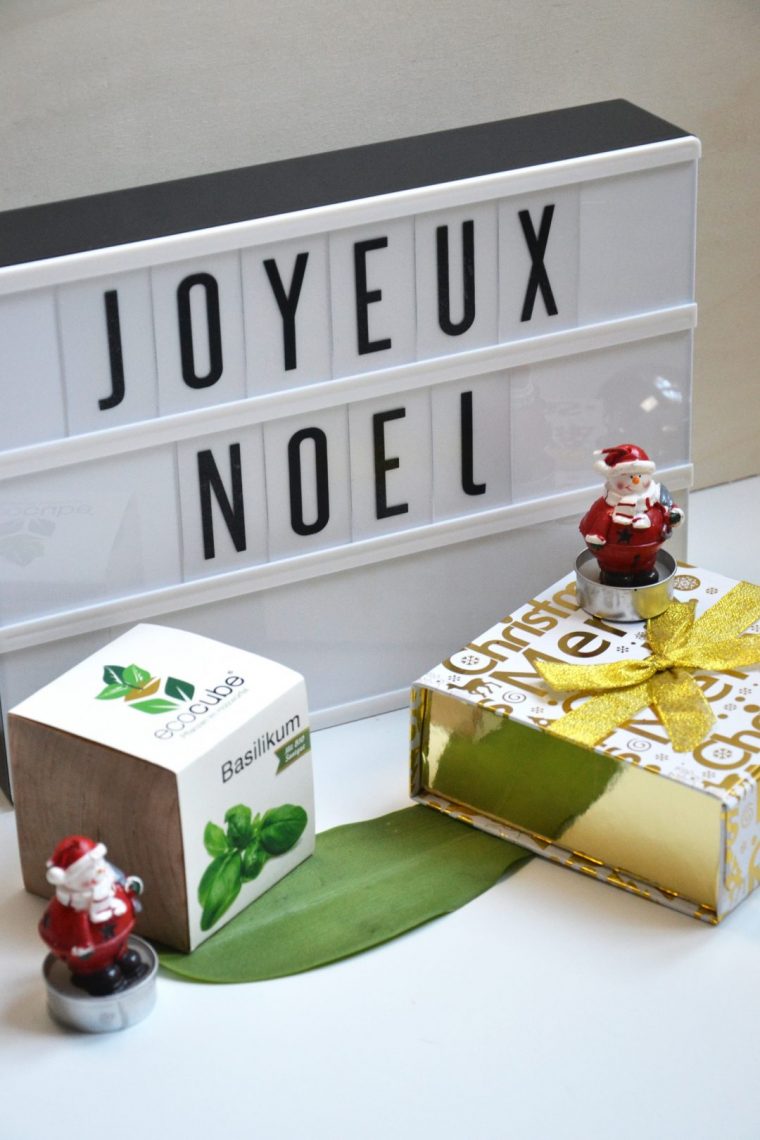 Simplement Claire – Idées Cadeaux Noël : Six Choses À Offrir Pour La Maison avec Image De Cadeaux De Noel