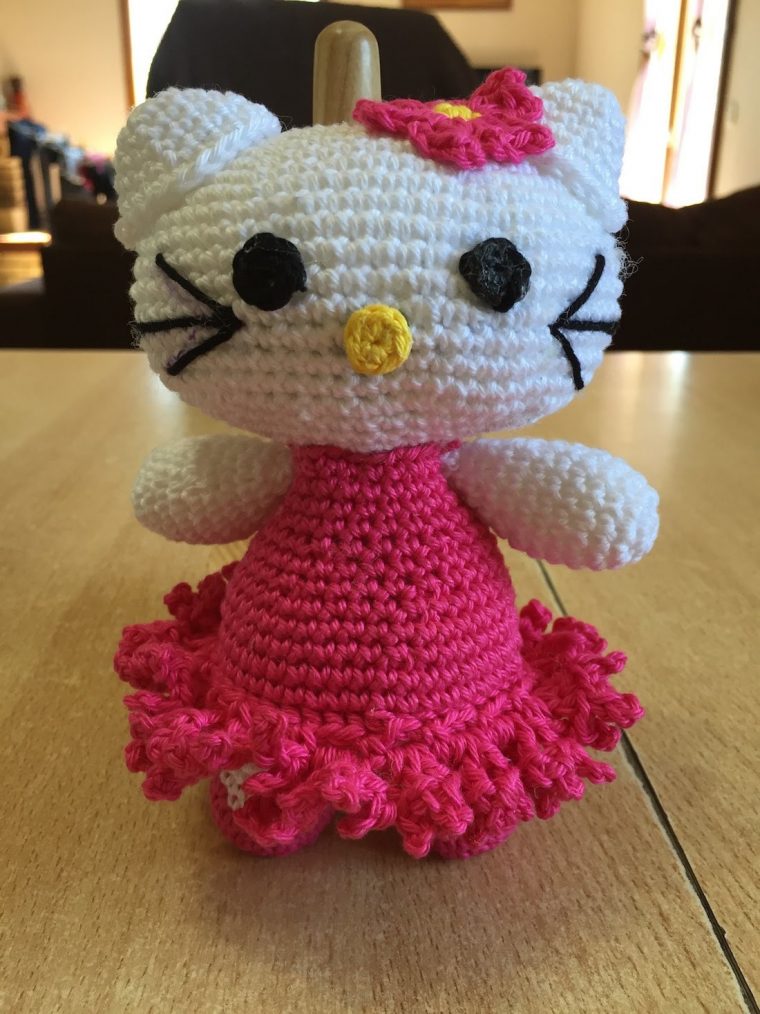 Tuto Hello Kitty Au Crochet 2.2 intérieur Video Hello Kitty En Français Gratuit