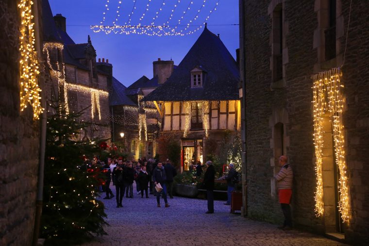 marché de noel rochefort en terre