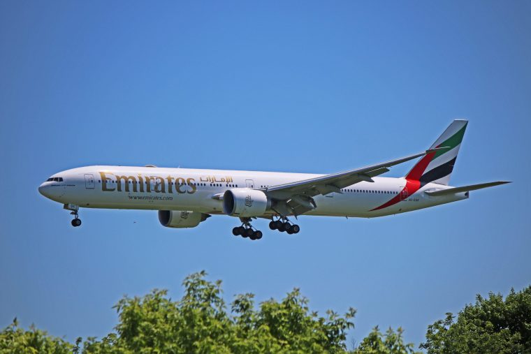 emirate boeing 777-300er