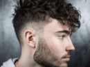 20 Stylish And Cool Curly Hair Men Hairstyles 2022 pour Degrade Homme 2022 tutoriel