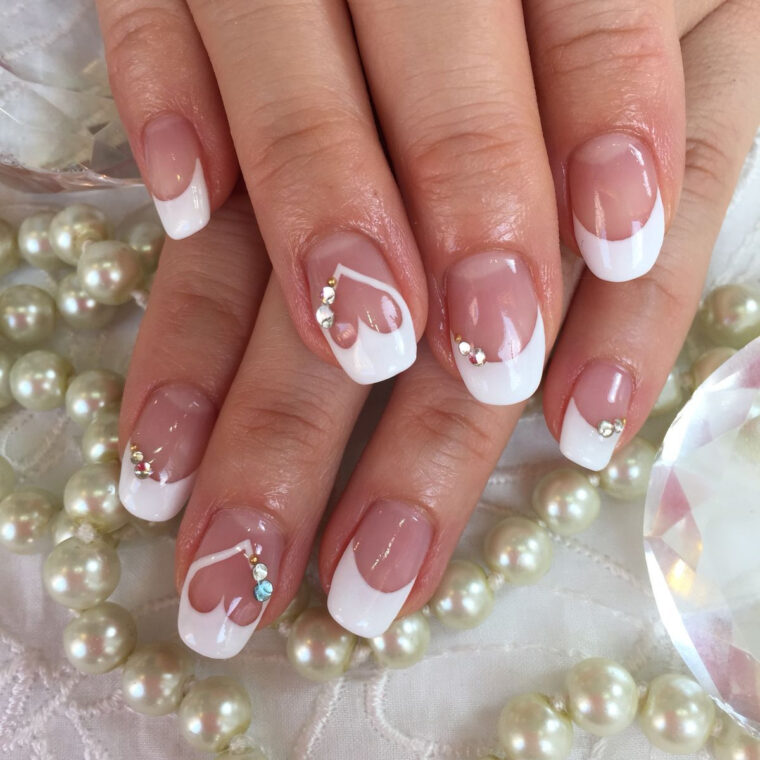 25 Idées D'Ongles De Mariage Qui Suffisent À Séduire Vos Astuces Pour intérieur Ongle Mariage Champêtre vous pouvez essayer