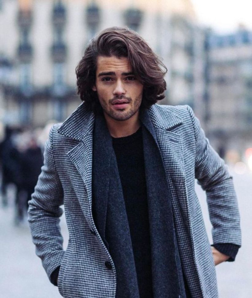 35 Long Hairstyle Idea For Men Style In Winter - Attireal avec Coiffure Cheveux Longs Homme vous pouvez essayer 