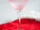 Candy Cane Martini - A Year Of Cocktails concernant Cocktail Bonbon Candy Cane Spritzer Cocktail