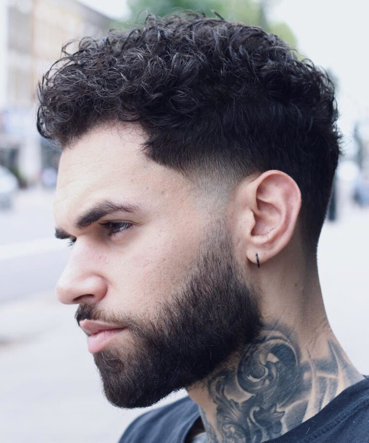 Cheveux Courts Hommes 2020 : Voici 50 Coupes Tendances concernant Coiffure Courte Homme