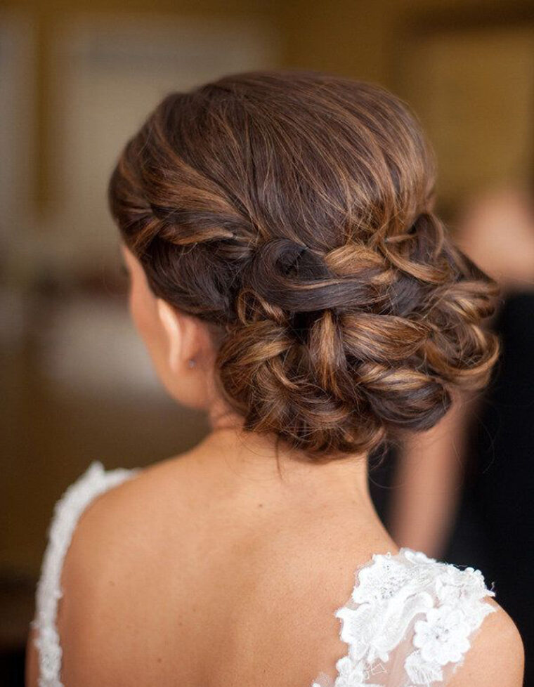 Chignon De Mariée Original – Je Veux Un Joli Chignon De Mariée ! – Elle encequiconcerne Chignon Haut Mariage génial