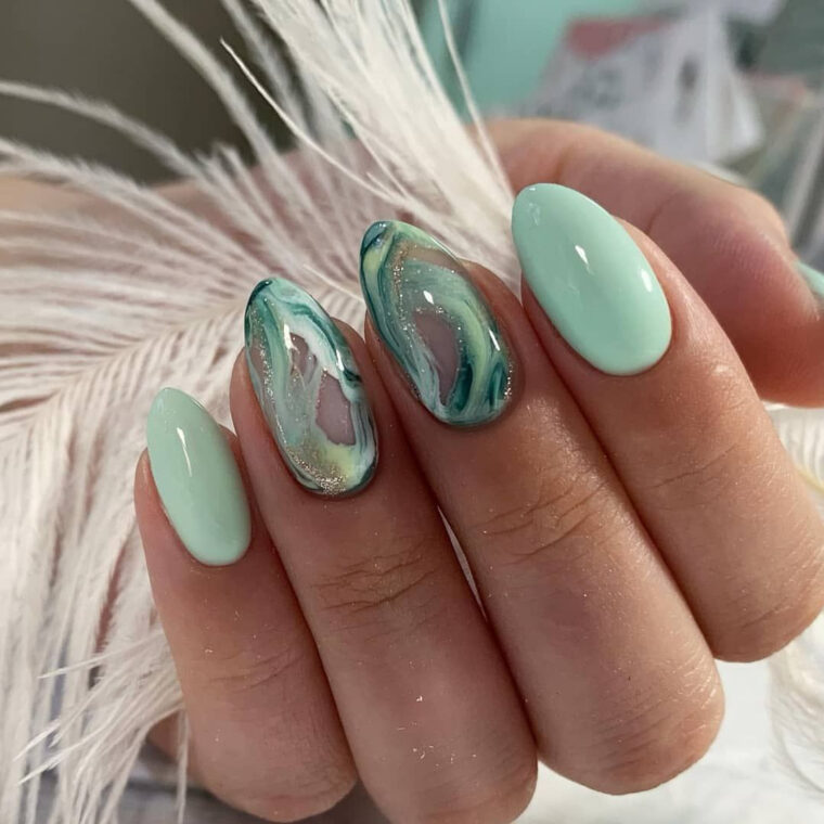 Выбираем 🙌 Работы 👉 @Vsegda_Leto_Nails . #Маникюркупчино #Ногтикучино # avec Ongle Vert Pastel génial