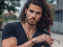 Enrico Omri Ravenna (@Enrico.ravenna)  Long Curly Hair  Men With Long serapportantà Coupes Homme Cheveux Longs