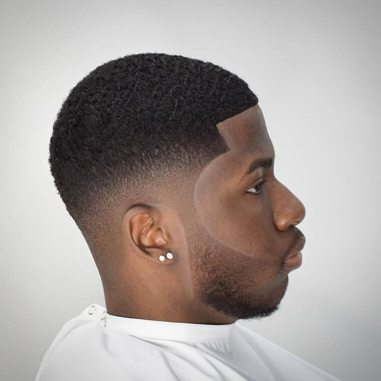 Épinglé Sur Top 100 Men'S Haircuts 2019 avec Dégradé Americain Court