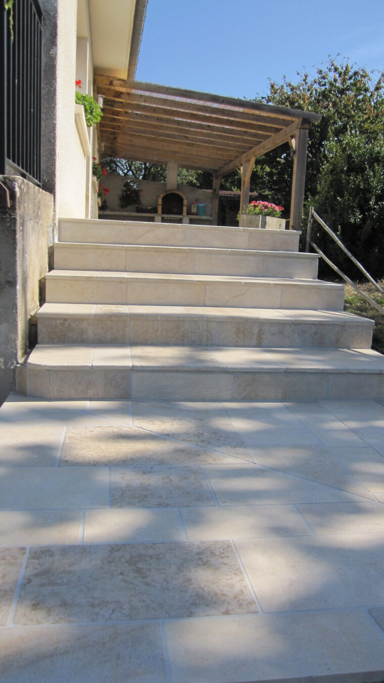 Escalier En Pierre Naturelle De Bourgogne Beaunotte Dcn, Habillage De L intérieur Escalier Exterieur Moderne tutoriel