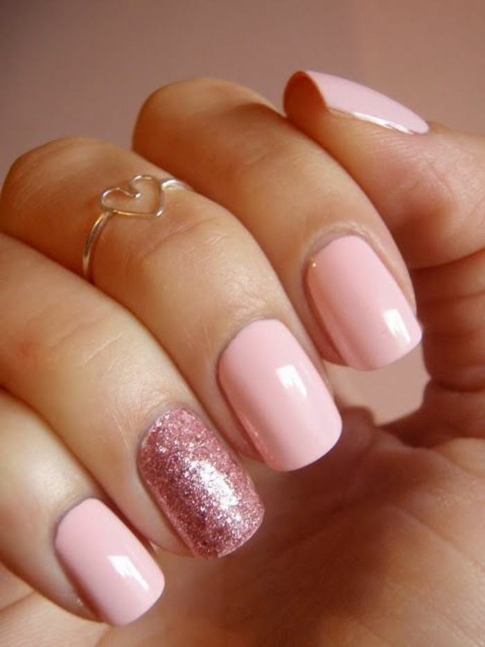 Fantastische Nageldesigns Mit Glitzer Nagellack - Archzine à Ongle Rose Poudré fascinant 