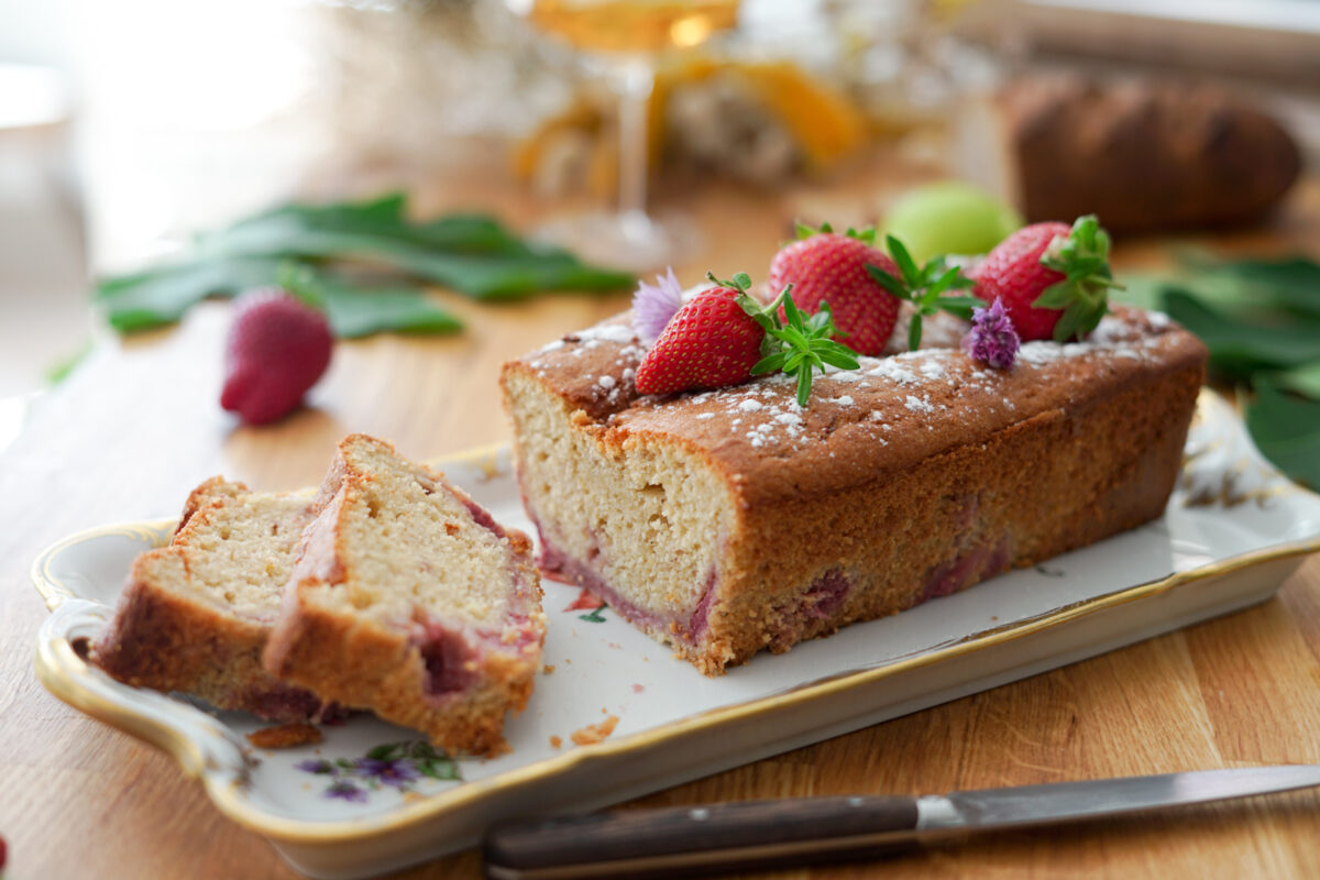 Gâteau Au Yaourt Et Aux Fraises - Les Pépites De Noisette à Cake Au Yaourt Cremeux intéressant