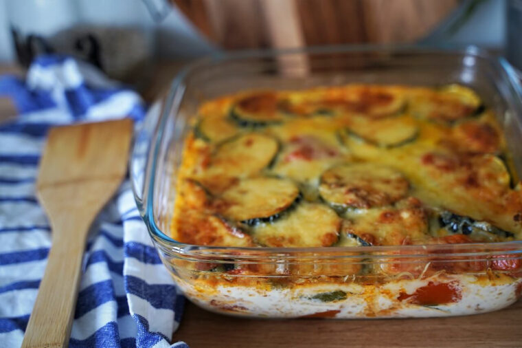 Gratin De Courgettes  Aux Fourneaux serapportantà Gratin De Courgettes De Mamie génial