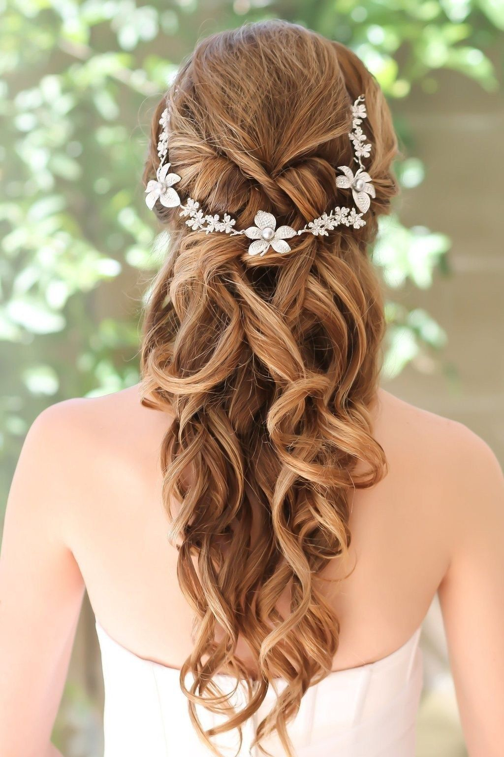 Idées De Belles Coiffures De Mariage Pour Les Cheveux Bouclés - Style à Coiffure Mariage Champetre 