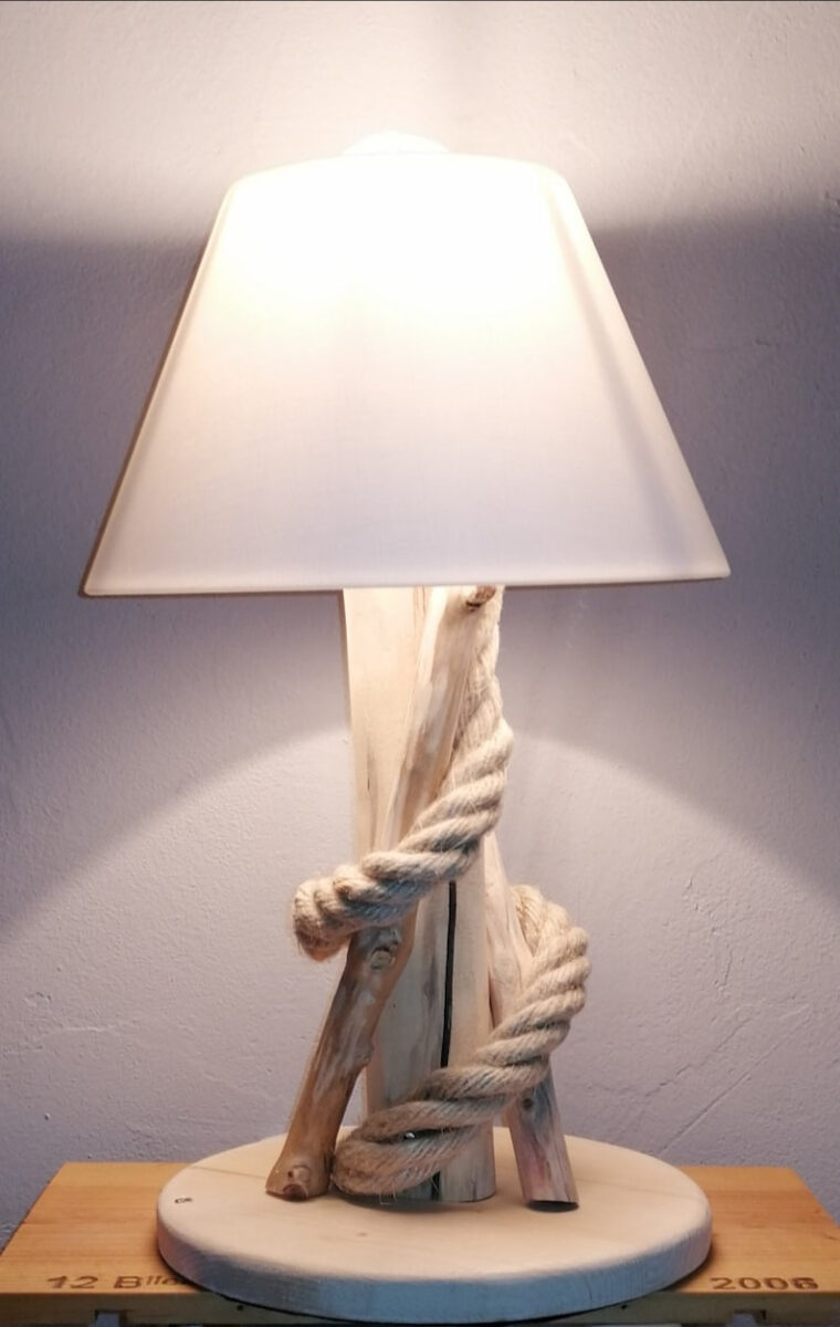 Lampe Artisanale Faite Main En Bois Flotté Et Corde  Etsy dedans Lampe Bois Flotté tutoriel