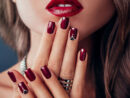 Le Chrome Nails : La Nouvelle Tendance En Manucure destiné Idees Ongles Rouge