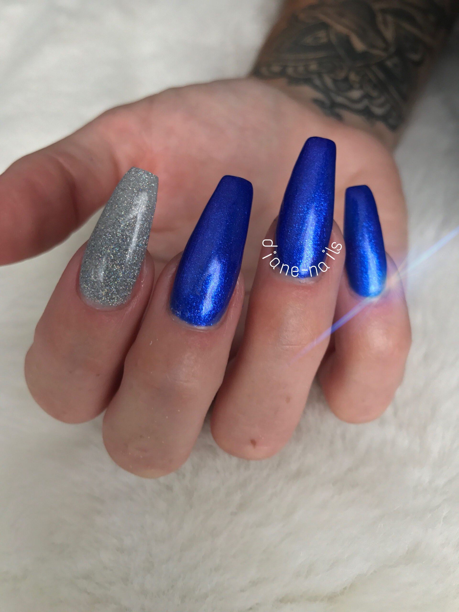 Metallic Blue Nails Argent Multicolore Ongle Bleu Nails, Beauty, Blue destiné Ongle Bleu Et Blanc vous pouvez essayer