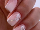 Nail Design Gentle Elegant Pink With White Flowers Silver Stripes destiné Ongle Mariage Champêtre