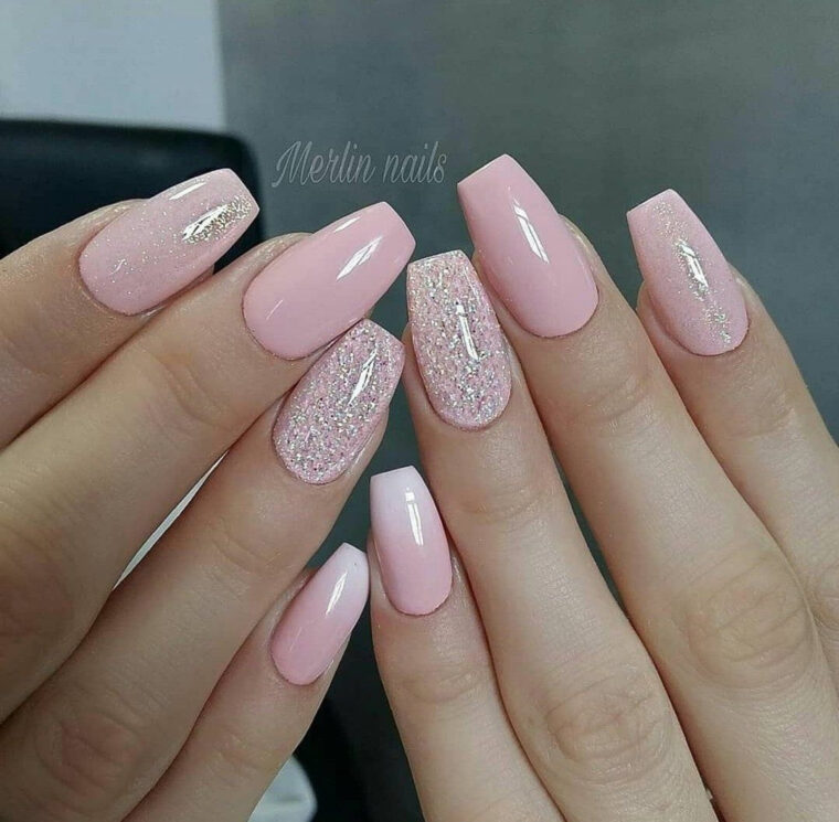 #Ongles Rose Pale #Paillettes Manucure Féminine Et Délicate Pink encequiconcerne Ongle Printemps 2023