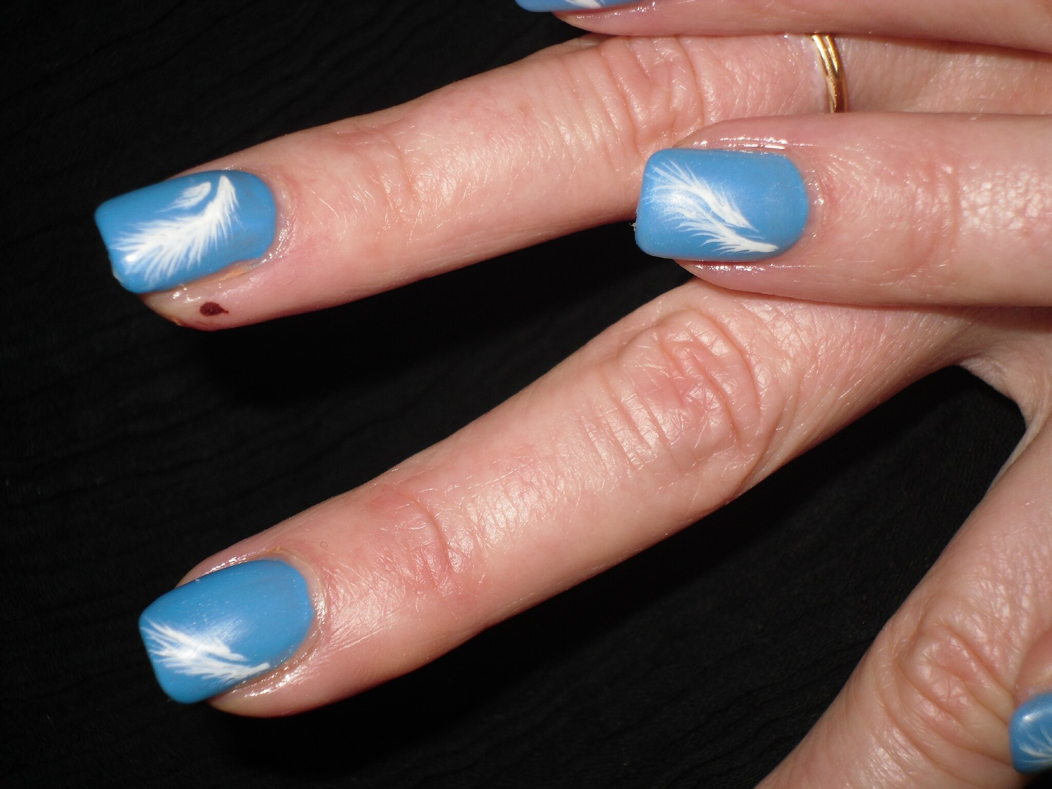 Passion'Nail Pose D'Ongles En Gel : Bleu Comme Le Ciel Et Léger Comme avec Ongles Bleu Electrique