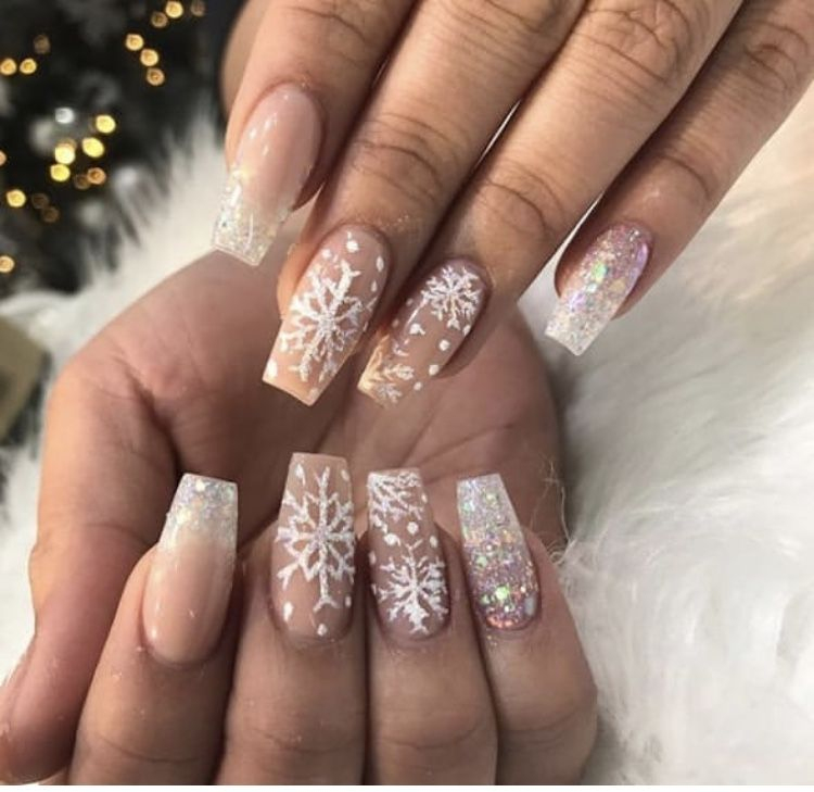 Pin By Cierra Nicole On Nailsss  Nail Colors Winter, Winter Nails 2019 dedans Idee Ongle Noel