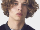 Pin By Sean Smit On Hair  Wavy Hair Men, Long Curly Hair Men, Curly encequiconcerne Cheveux Bouclés Homme fascinant