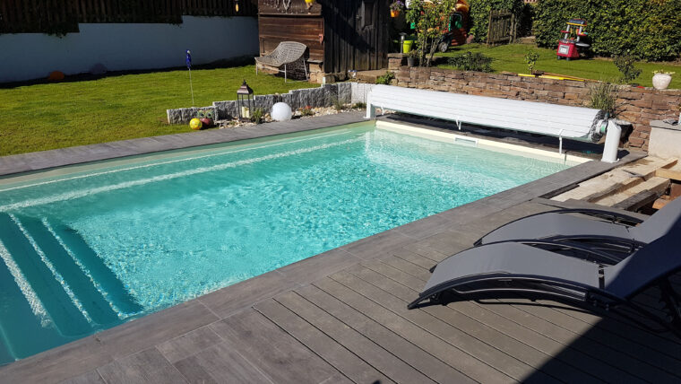 Piscine Coque Avec Plage Immergée Prix – Dsullana dedans Piscine Avec Plage génial