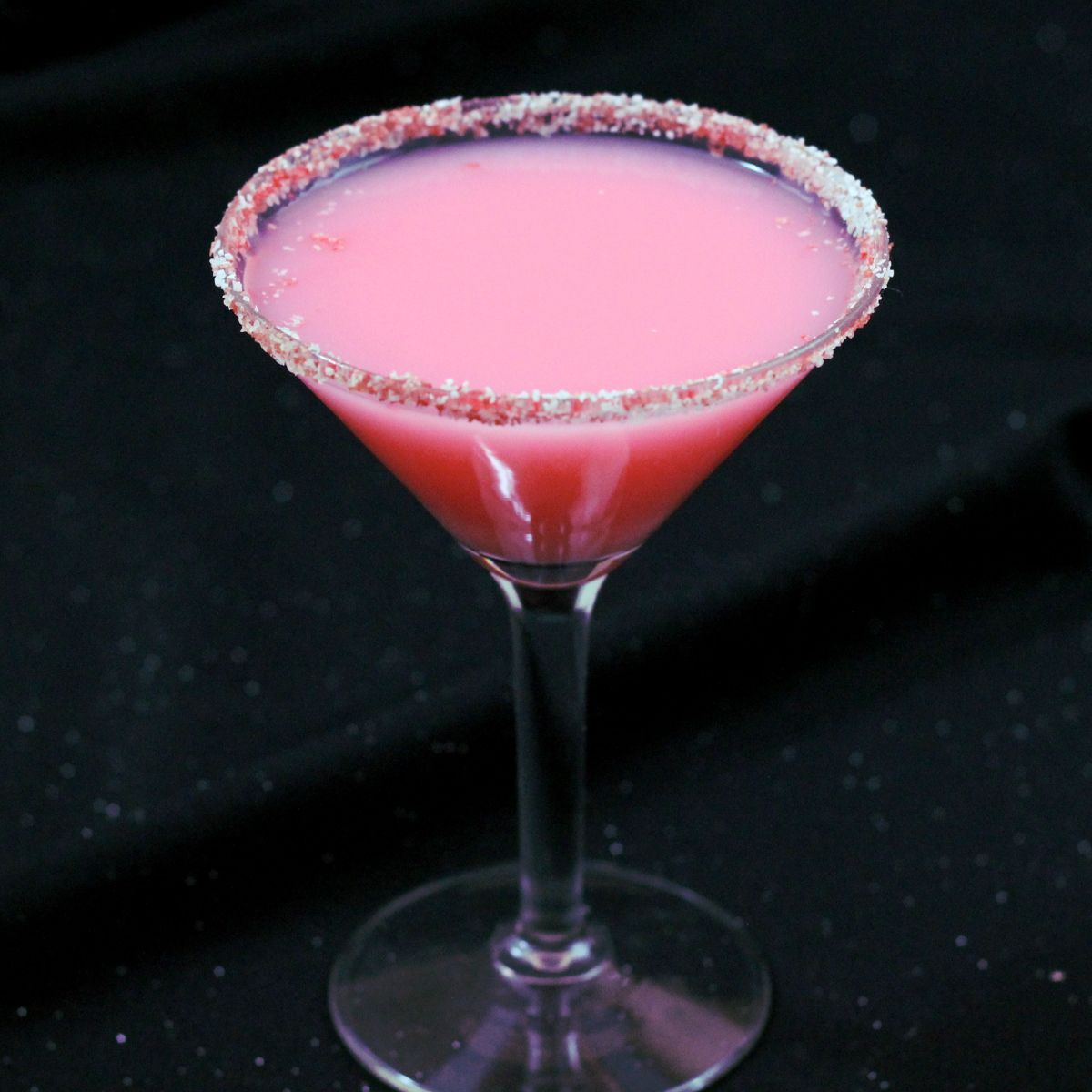 The Candy Cane Cocktail Has The Expected Peppermint Flavor Along With tout Cocktail Bonbon Candy Cane Spritzer Cocktail 