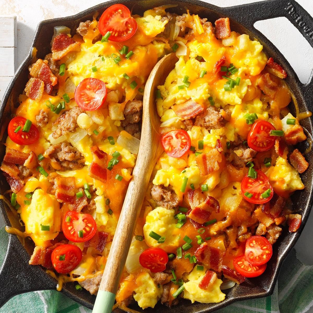 Sausage, Egg and Cheddar Farmers Breakfast Recipe: How to Make It