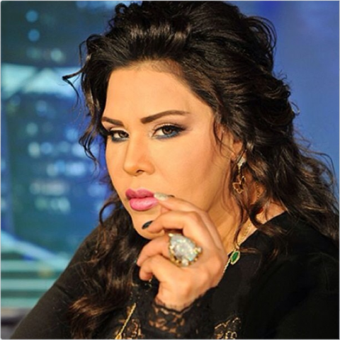 سنها الحقيقي عرفته , تاريخ ميلاد الفنانة الاماراتية - اجمل بنات Motiv 